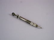 Nadel-Injektor mit Feder